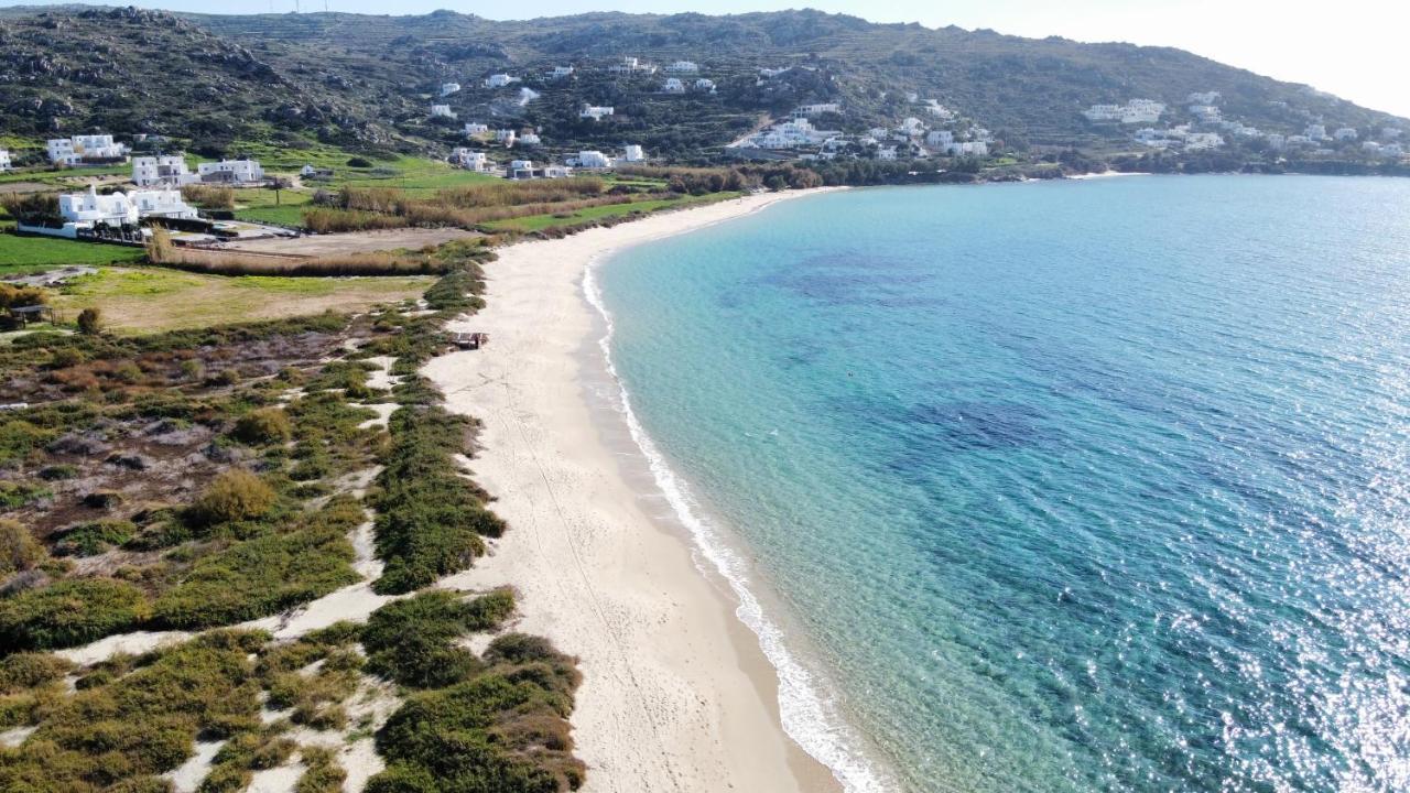 Studios Vrettos Beachfront Hotel Plaka  Bagian luar foto