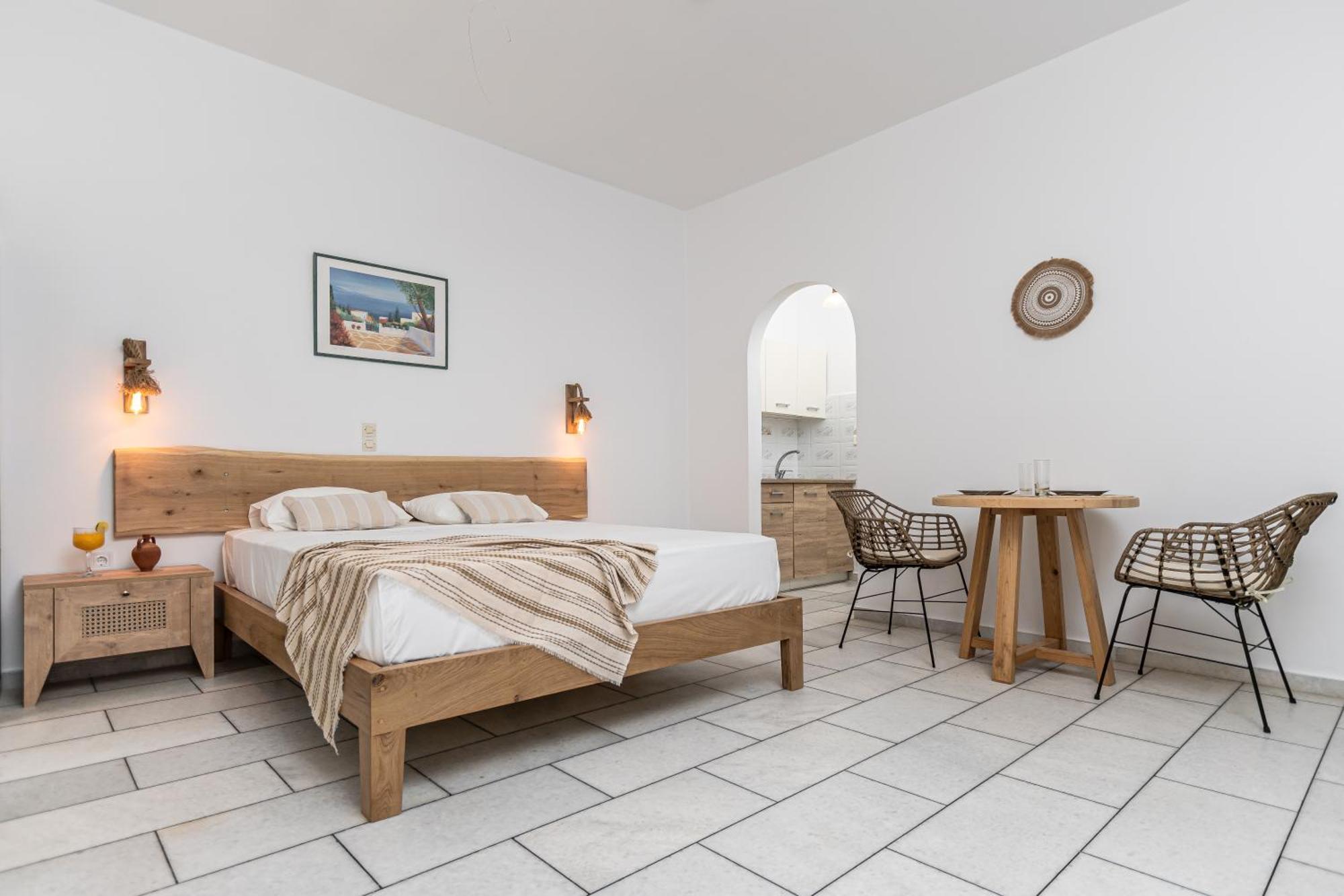Studios Vrettos Beachfront Hotel Plaka  Bagian luar foto
